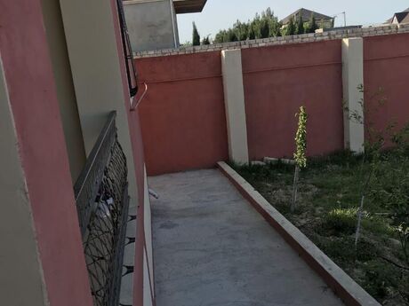 4 otaqlı həyət evi/bağ evi - Şağan q. - 240 m²