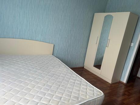 3 otaqlı köhnə tikili - 9-cu mikrorayon q. - 67 m²