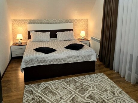 4 otaqlı həyət evi/bağ evi - Qusar - 200 m²