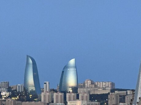 Elan №6067789 - Bakı, 28 May m., 4 otaqlı, 210 m², 8/17 mərtəbə