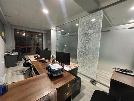 6 otaqlı ofis - Gənclik m. - 130 m²