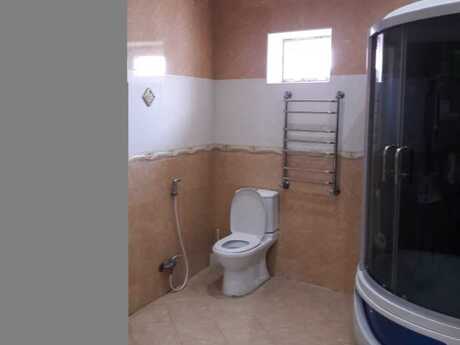 5 otaqlı həyət evi/bağ evi - Şıxov q. - 200 m²