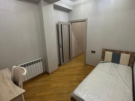 3 otaqlı yeni tikili - Bakıxanov q. - 100 m²