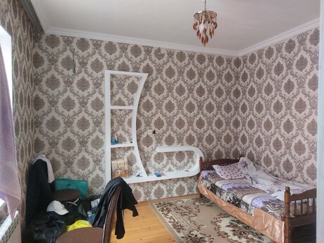 2 otaqlı həyət evi/bağ evi - Binəqədi q. - 100 m²