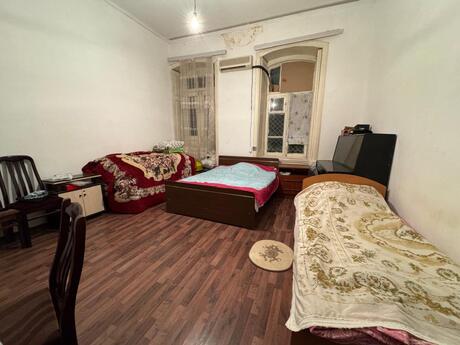2 otaqlı köhnə tikili - 28 May m. - 50 m²