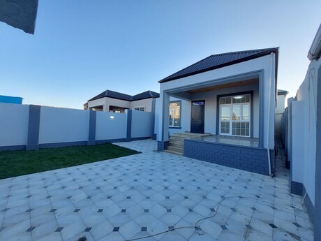 4 otaqlı həyət evi/bağ evi - Hövsan q. - 114 m²