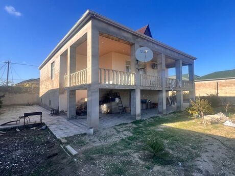 4 otaqlı həyət evi/bağ evi - Buzovna q. - 150 m²