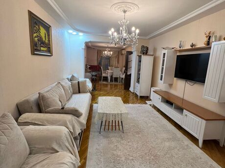 4 otaqlı köhnə tikili - Bakıxanov q. - 110 m²