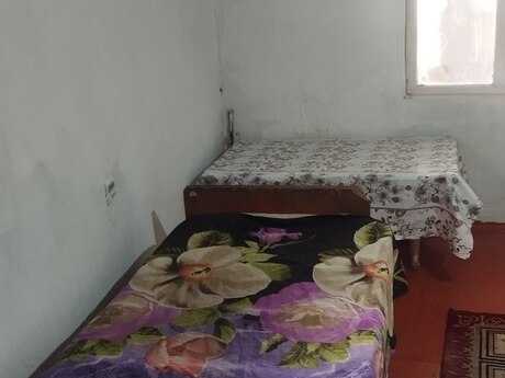 2 otaqlı həyət evi/bağ evi - Masazır q. - 40 m²
