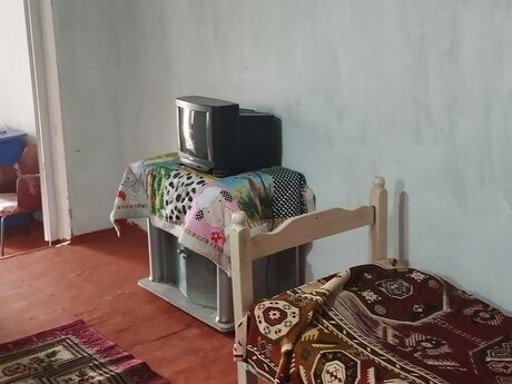 2 otaqlı həyət evi/bağ evi - Masazır q. - 40 m²