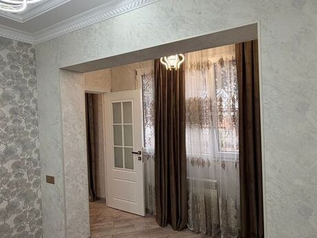 3 otaqlı köhnə tikili - Bakıxanov q. - 60 m²