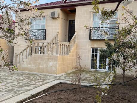 8 otaqlı həyət evi/bağ evi - Buzovna q. - 288 m²