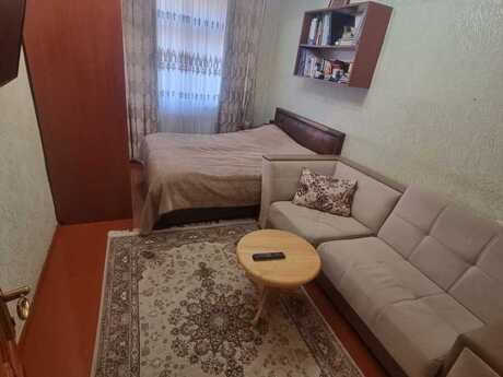 4 otaqlı köhnə tikili - Qaraçuxur q. - 100 m²