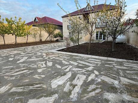 8 otaqlı həyət evi/bağ evi - Buzovna q. - 288 m²