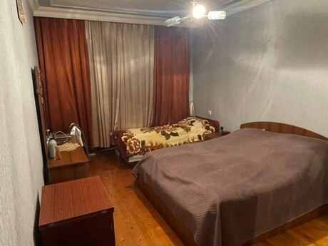 Köhnə Günəşlidə 3 otaqlı köhnə tikili mənzil satılır, 85 m², 180 000 AZN, şəkil 3 / 12