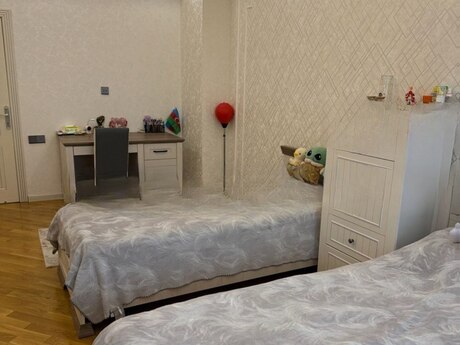 3 otaqlı mənzil, 161 m², Əhmədli: 400 000 ₼ 5