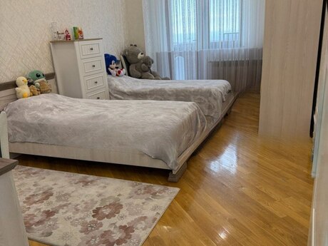 3 otaqlı mənzil, 161 m², Əhmədli: 400 000 ₼ 4