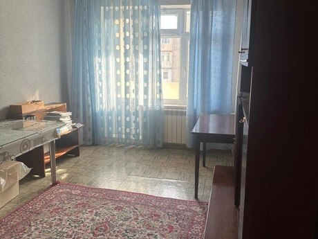 3-комн. вторичка - м. Ахмедлы - 85 м²
