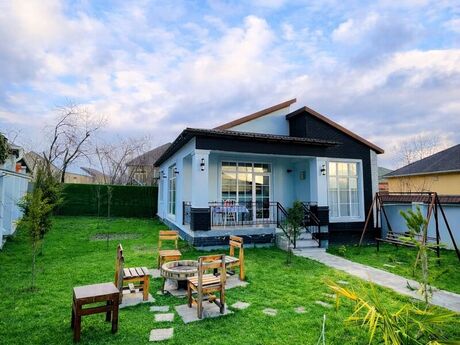 3 otaqlı həyət evi/bağ evi - Qəbələ - 150 m²
