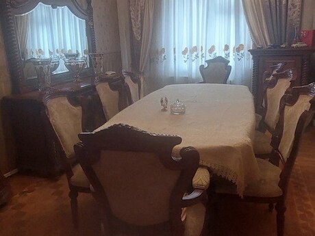 4 otaqlı köhnə tikili - 3-cü mikrorayon q. - 120 m²