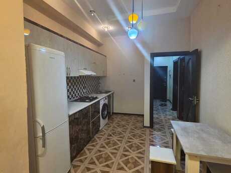 2 otaqlı köhnə tikili - Neftçilər m. - 52 m²