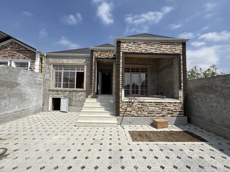 4 otaqlı həyət evi/bağ evi - Maştağa q. - 120 m²