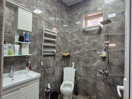 4 otaqlı həyət evi/bağ evi - Qala q. - 100 m²