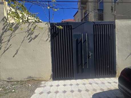 4 otaqlı həyət evi/bağ evi - Həzi Aslanov q. - 111.7 m²