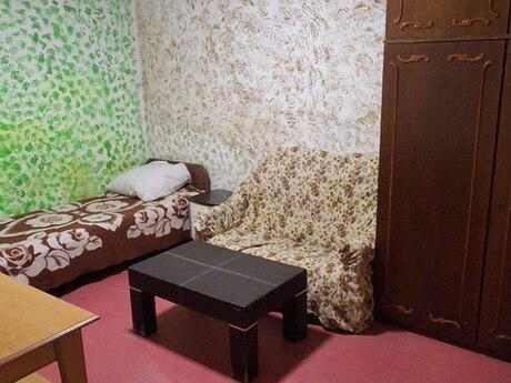 1 otaqlı həyət evi/bağ evi - Binəqədi r. - 15 m²