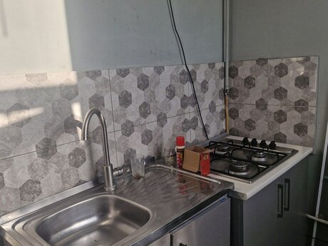 1-комн. вторичка - м. Кара Караев - 30 м²