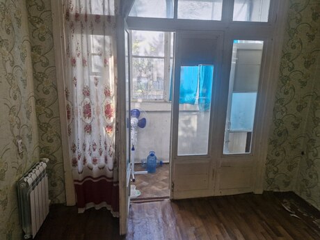 1-комн. вторичка - м. Кара Караев - 30 м²