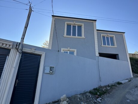 4 otaqlı həyət evi/bağ evi - Lökbatan q. - 160 m²