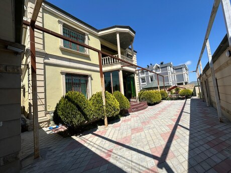 6 otaqlı həyət evi/bağ evi - Masazır q. - 400 m²