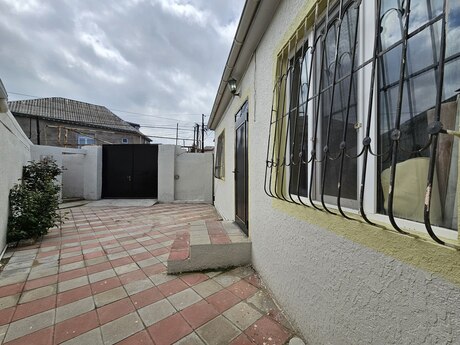 3 otaqlı həyət evi/bağ evi - Masazır q. - 80 m²