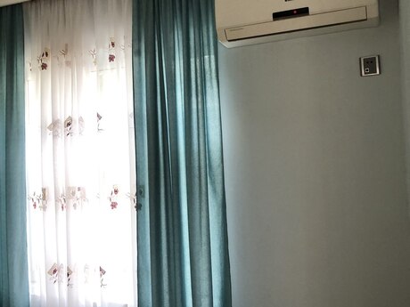 2 otaqlı həyət evi/bağ evi - Mərdəkan q. - 70 m²