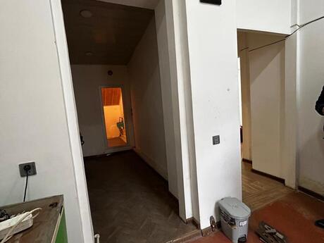 4 otaqlı köhnə tikili - Nizami m. - 85 m²