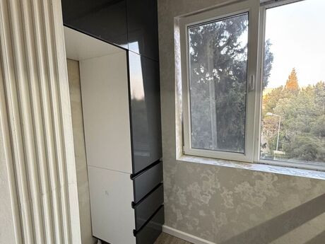 2 otaqlı köhnə tikili - 7-ci mikrorayon q. - 33 m²