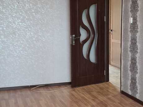5 otaqlı köhnə tikili - Buzovna q. - 100 m²