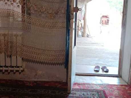 1 otaqlı həyət evi/bağ evi - Qaraçuxur q. - 15 m²