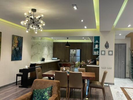 5 otaqlı həyət evi/bağ evi - Sea Breeze q. - 240 m²
