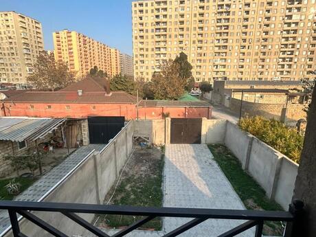 4 otaqlı həyət evi/bağ evi - Sumqayıt - 165 m²