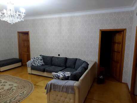 6 otaqlı həyət evi/bağ evi - Sumqayıt - 320 m²