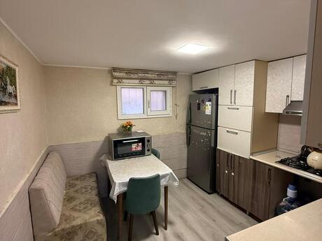 4 otaqlı həyət evi/bağ evi - Masazır q. - 110 m²