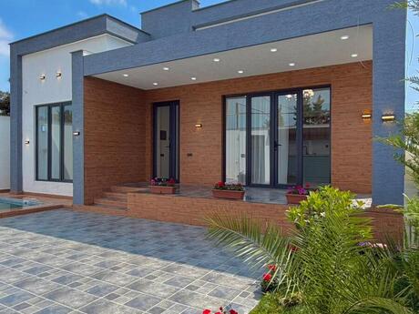 4 otaqlı həyət evi/bağ evi - Şüvəlan q. - 140 m²