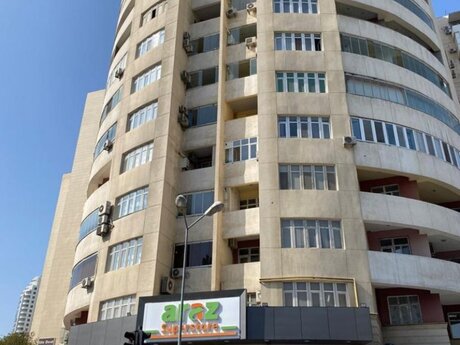 3 otaqlı yeni tikili - Elmlər Akademiyası m. - 135 m²