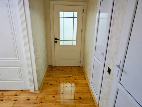 4 otaqlı köhnə tikili - Yeni Günəşli q. - 100 m²
