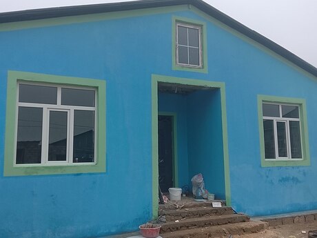 4 otaqlı həyət evi/bağ evi - Qala q. - 110 m²