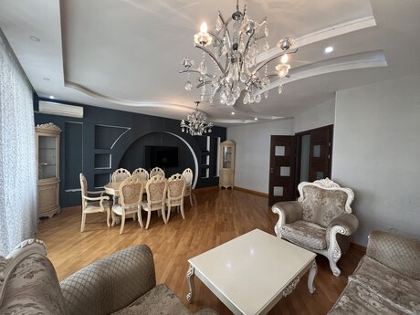 4 otaqlı yeni tikili - İnşaatçılar m. - 130 m²