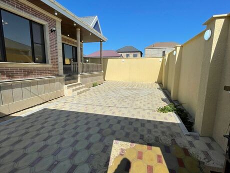 5 otaqlı həyət evi/bağ evi - Binə q. - 150 m²