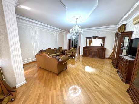 4 otaqlı yeni tikili - İçəri Şəhər m. - 150 m²